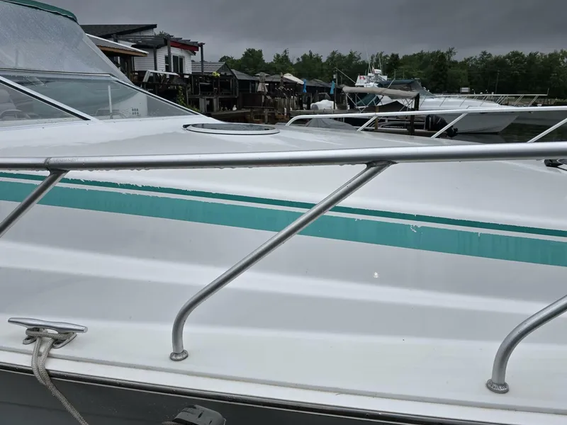 Slide: The Image of 1992 Mainship 360 - 4519742