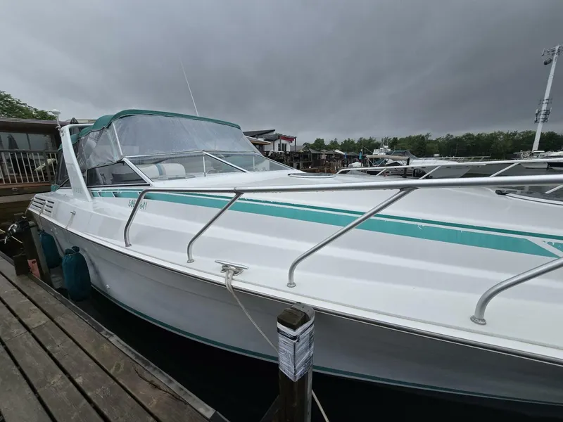 Slide: The Image of 1992 Mainship 360 - 4519743