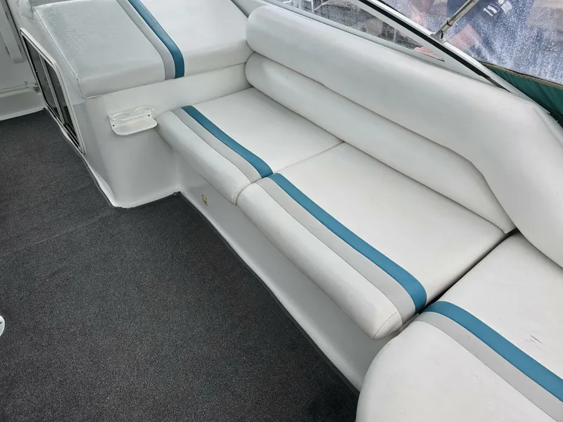 Slide: The Image of 1992 Mainship 360 - 4519744