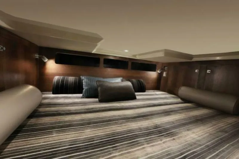 Slide: The Image of Monterey 360 Sport Coupe 2017 - 4522814