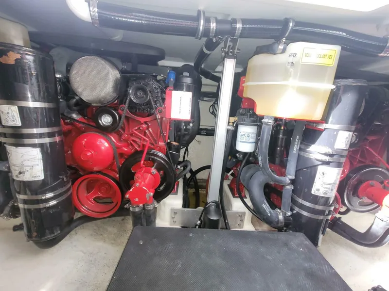 Slide: The Image of Monterey 360 Sport Coupe 2017 - 4522818