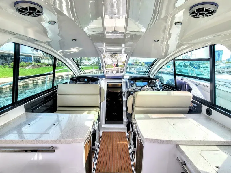 Slide: The Image of Monterey 360 Sport Coupe 2017 - 4522779