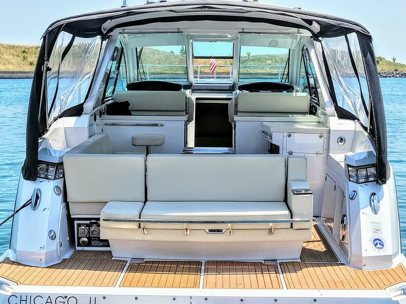 Slide: The Image of Monterey 360 Sport Coupe 2017 - 4522783