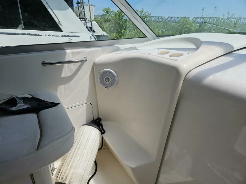 Slide: The Image of Sea Ray 33 1999 - 4529042