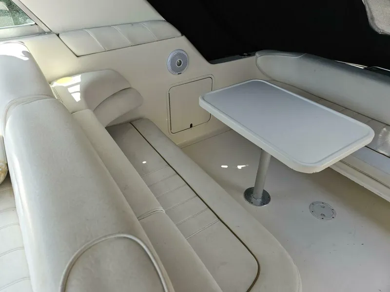 Slide: The Image of Sea Ray 33 1999 - 4529022