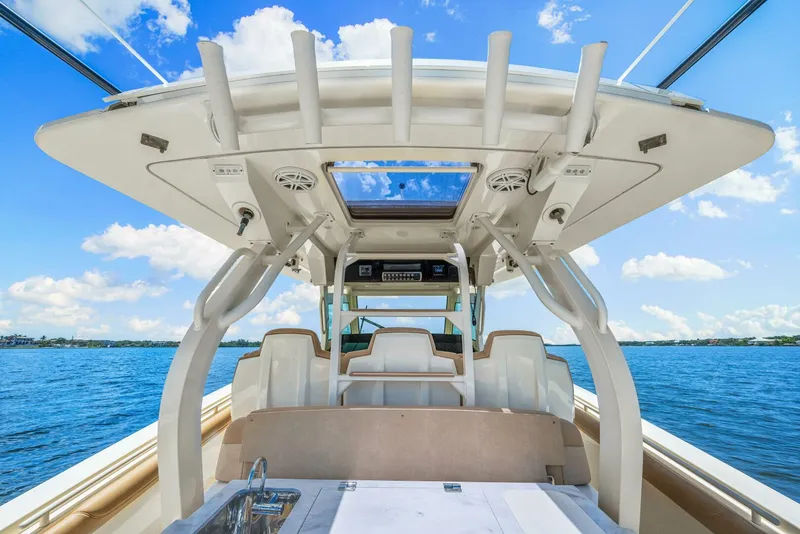 Slide: The Image of Scout 380 LXF 2018 - 4525205