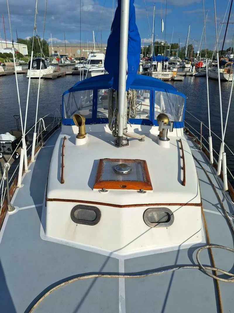 Slide: The Image of Cheoy Lee 40 1976 - 4526437