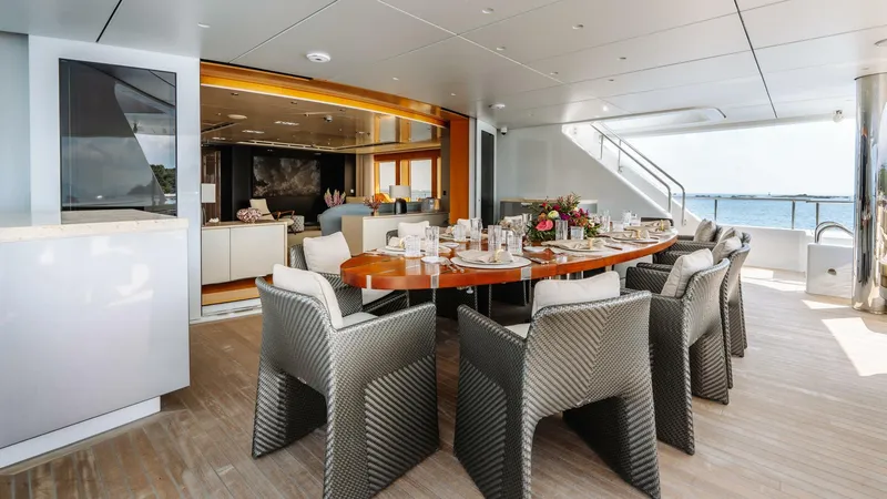 Slide: The Image of Loon 221' Bridge Deck Exterior Dining - 4528244