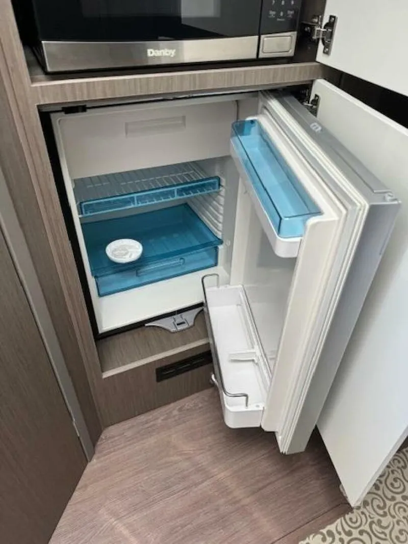 Slide: The Image of 2022 Beneteau 32 Gran Turismo - FORTUNA - 4587157