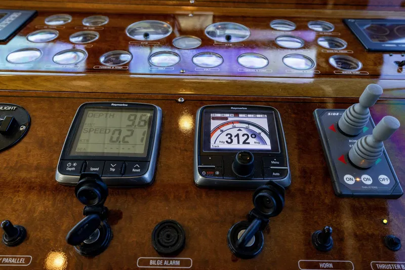 Slide: The Image of Vicem 58/64 2010 - 5768196