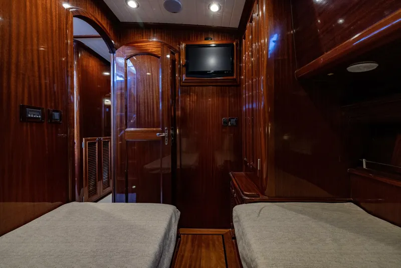 Slide: The Image of Vicem 58/64 2010 - 5768263