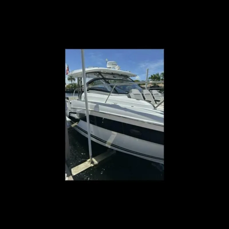Slide: The Image of Jeanneau 41 2022 - 4529827