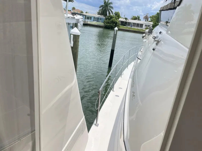 Slide: The Image of Sea Ray 420 AC 1998 - 4530113