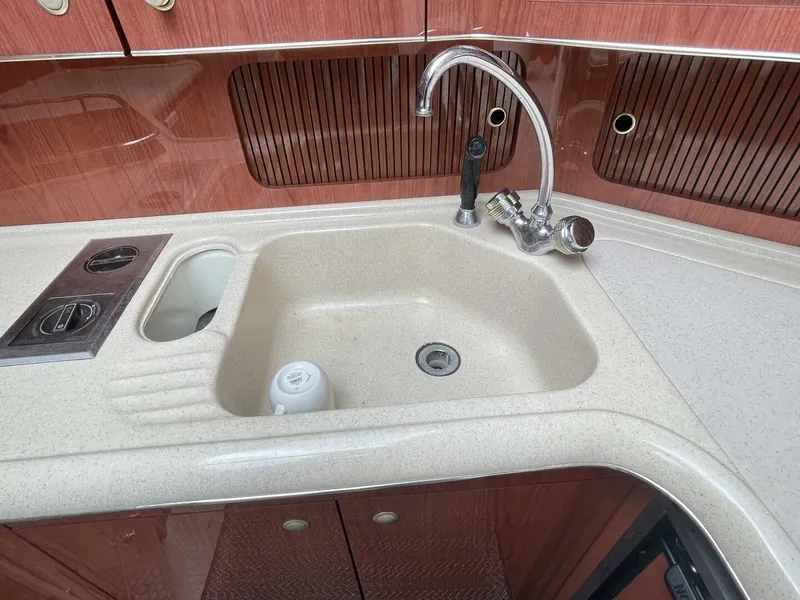 Slide: The Image of Sea Ray 420 AC 1998 - 4530202