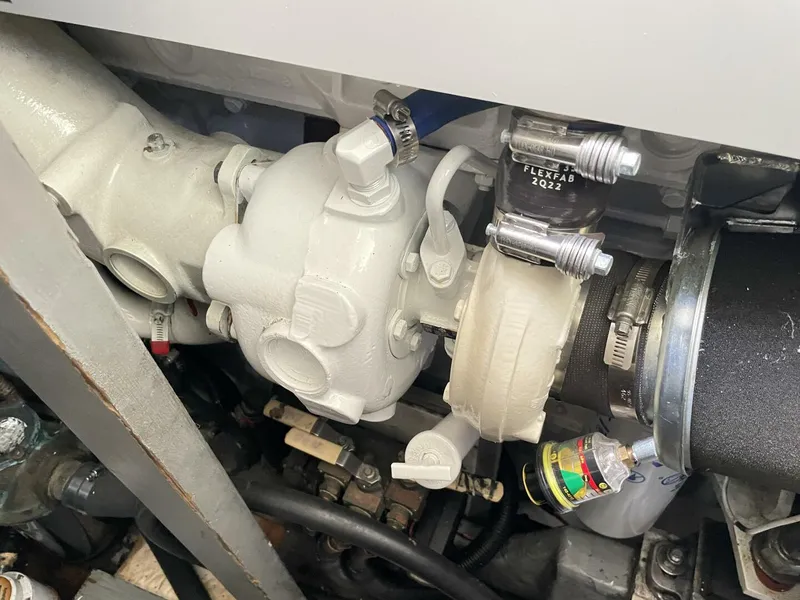 Slide: The Image of Sea Ray 420 AC 1998 - 4530249