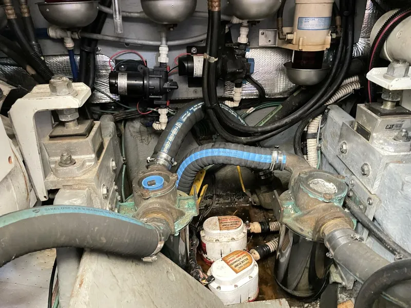 Slide: The Image of Sea Ray 420 AC 1998 - 4530254