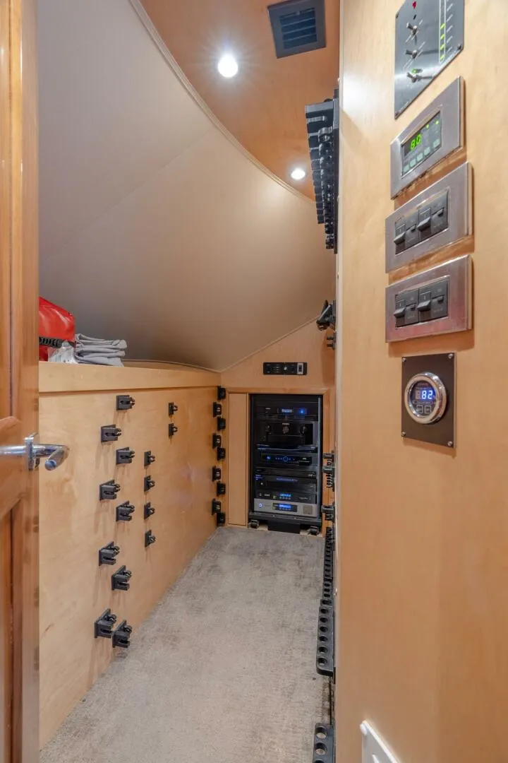 Slide: The Image of Viking 68 - REEL CENTS - 4561923