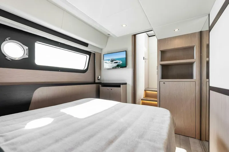 Slide: The Image of 2025 Absolute 47 Fly - VIP Stateroom - 5539981