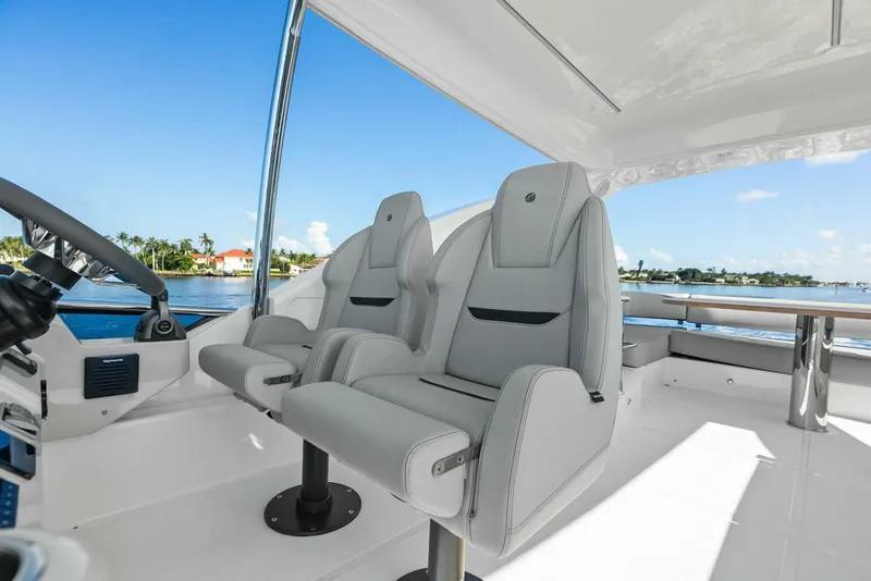 Slide: The Image of Absolute 47 Fly - Flybridge Helm Seating - 5540010