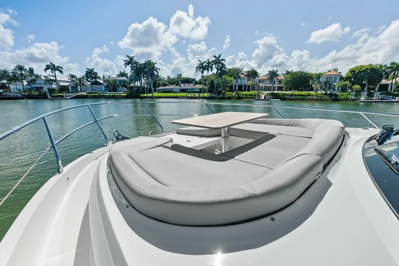 Slide: The Image of Absolute 47 Fly - Bow Seating - 5540037