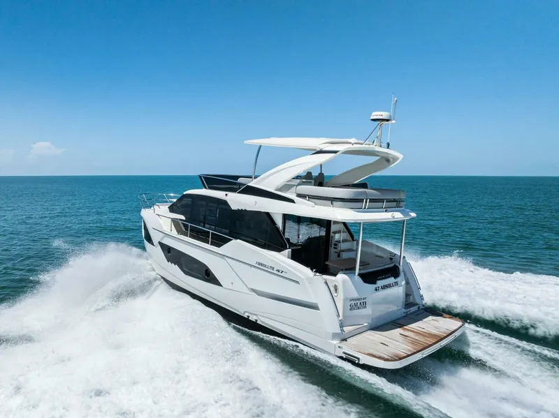 Slide: The Image of Absolute 47 Fly - Profile Stern 3/4 Port  - 5539954