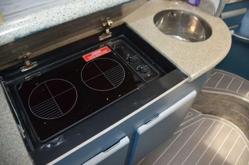 Slide: The Image of Princess Electric Stove Under Countertop - 5398682