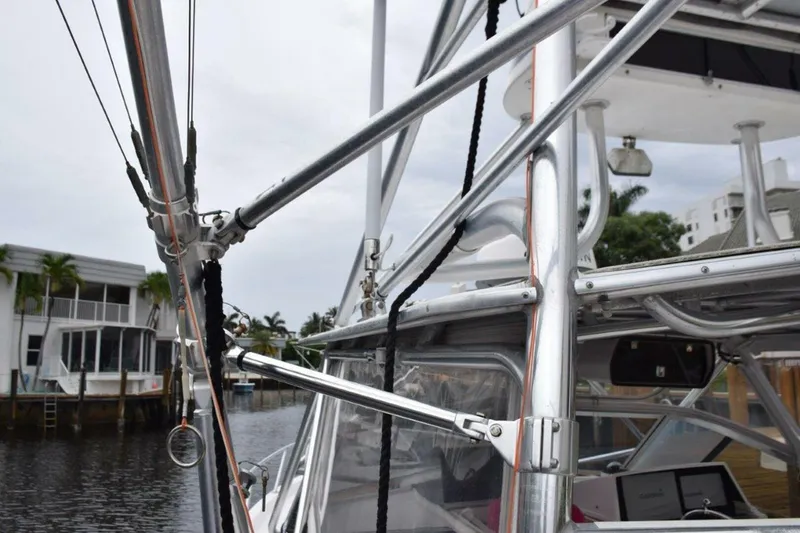 Slide: The Image of Outrigger Standoffs - 5398705