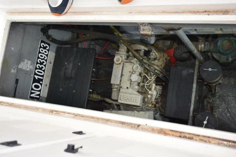 Slide: The Image of Northern Lights Generator Aft, Center Hatch - 5398724