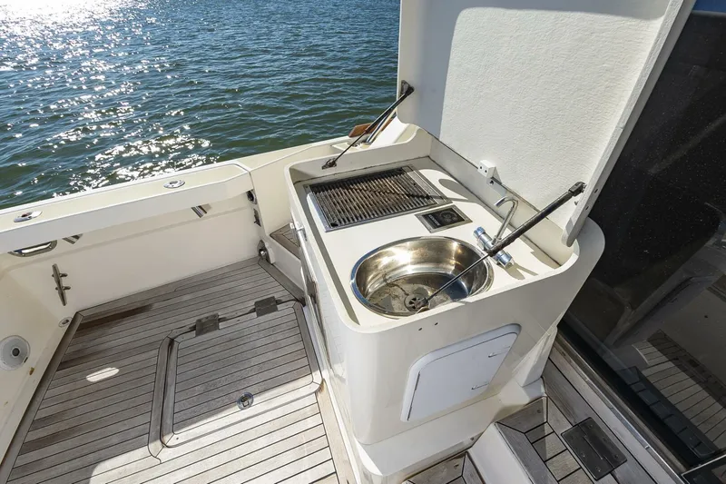 Slide: The Image of Sabre 52 Express 2009 - 4534335