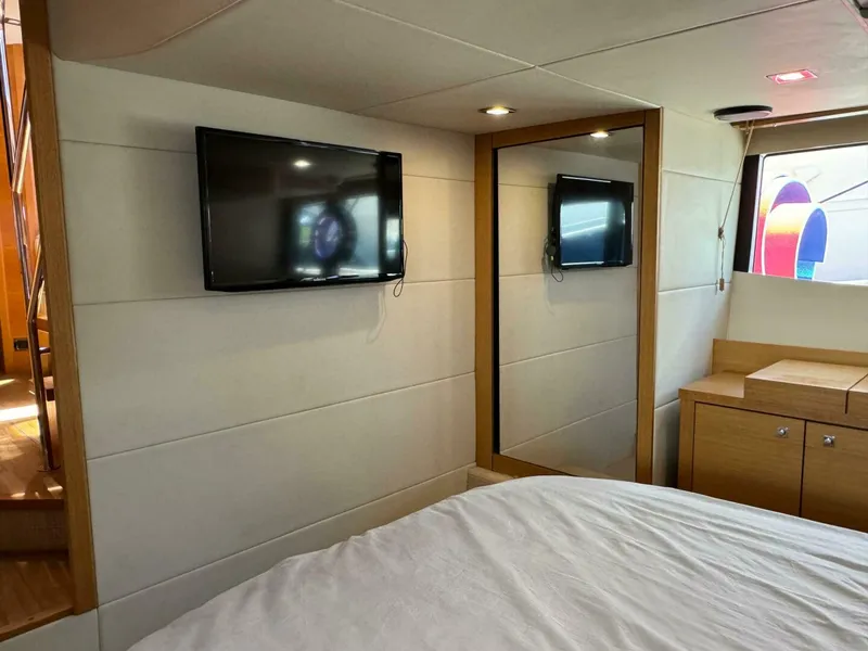 Slide: The Image of Sunseeker 48 Portofino 2013 - 4537348