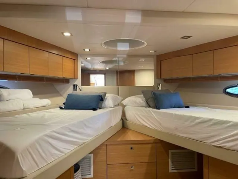 Slide: The Image of Sunseeker 48 Portofino 2013 - 4537353