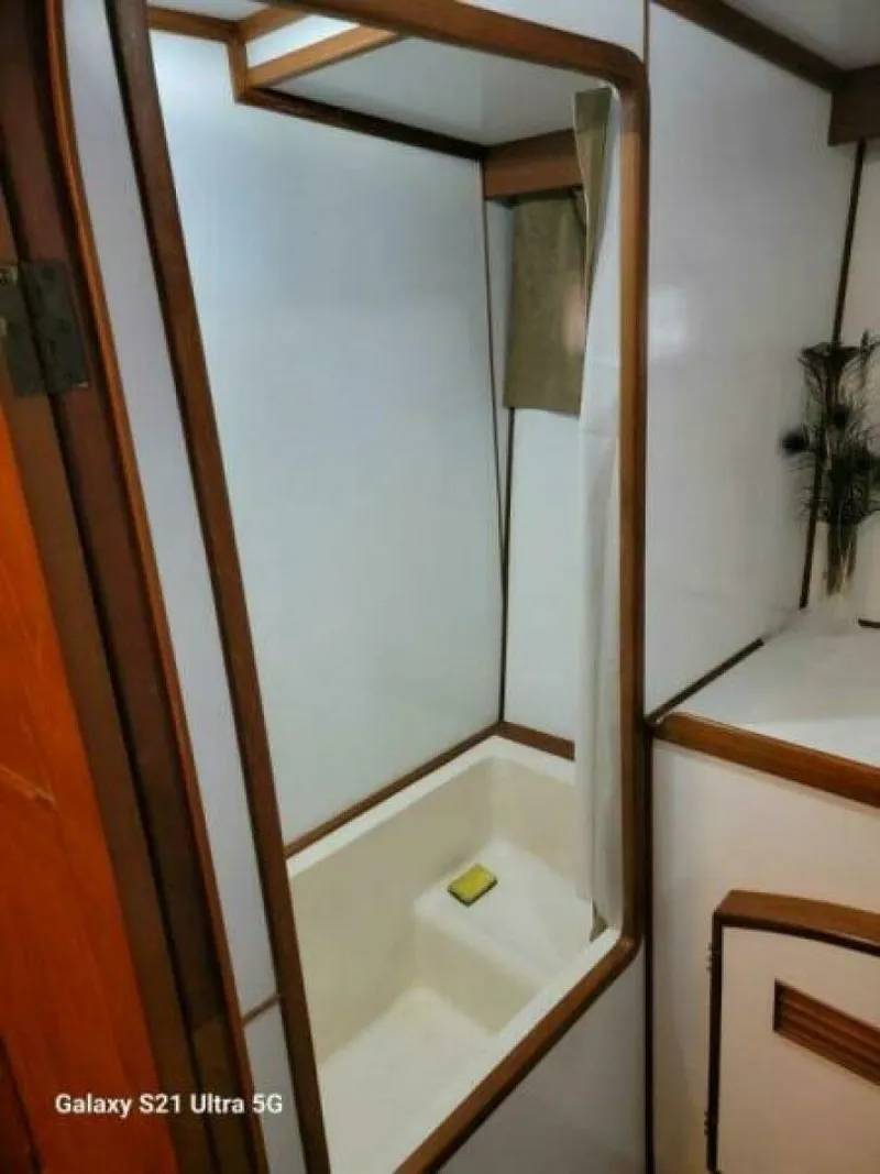 Slide: The Image of Marine Trader Wide Body 1987 - 4537948