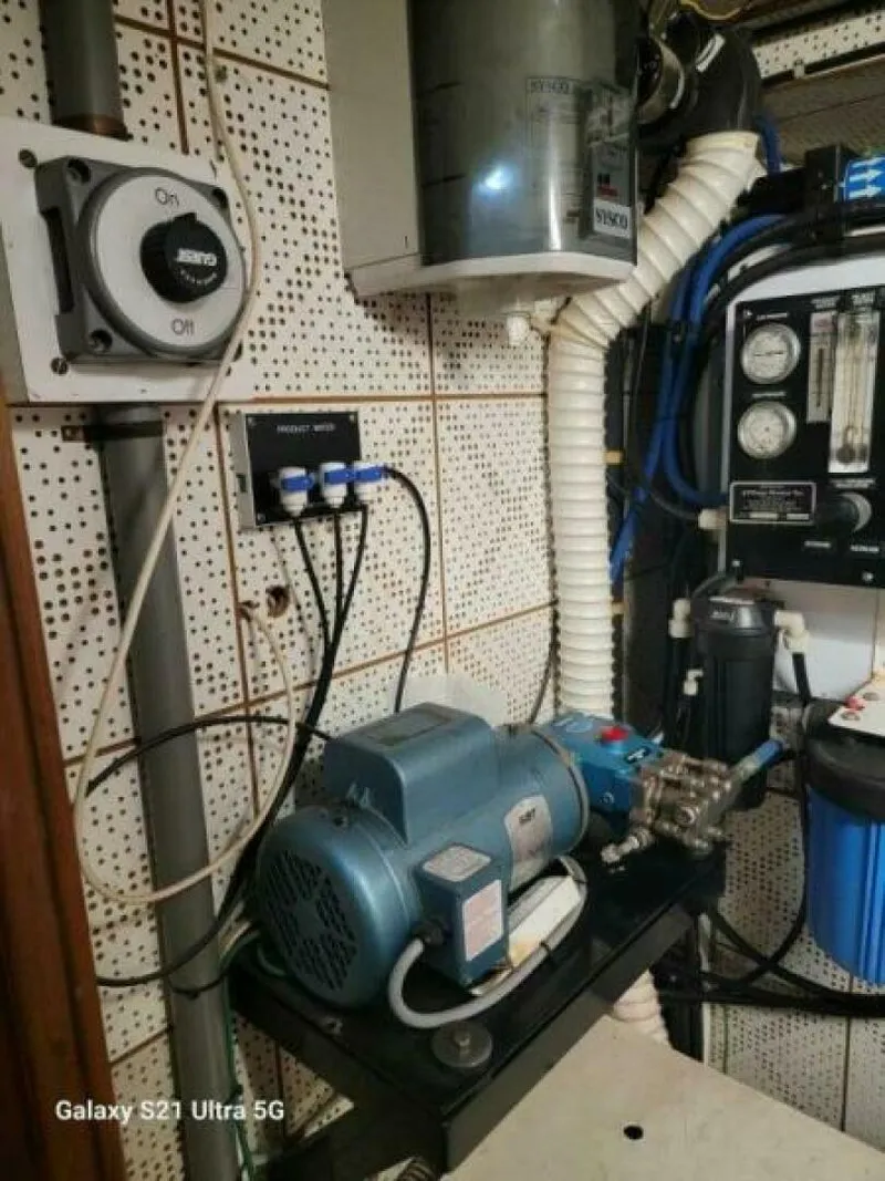 Slide: The Image of Marine Trader Wide Body 1987 - 4537966