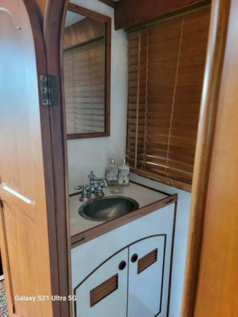 Slide: The Image of Marine Trader Wide Body 1987 - 4537885