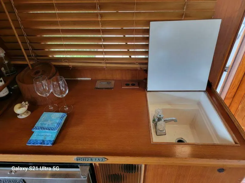 Slide: The Image of Marine Trader Wide Body 1987 - 4537922