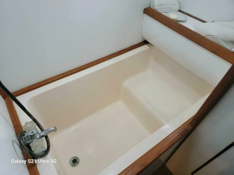 Slide: The Image of Marine Trader Wide Body 1987 - 4537940