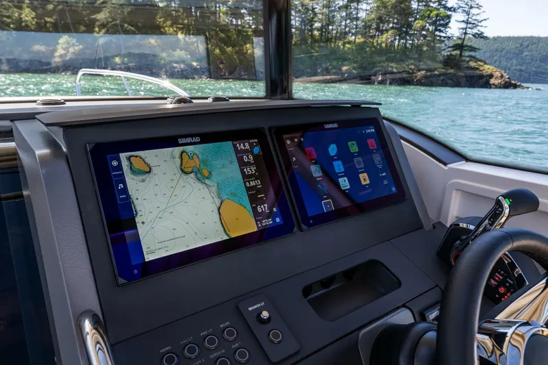 Slide: The Image of Nimbus C9 2024 - 4624677