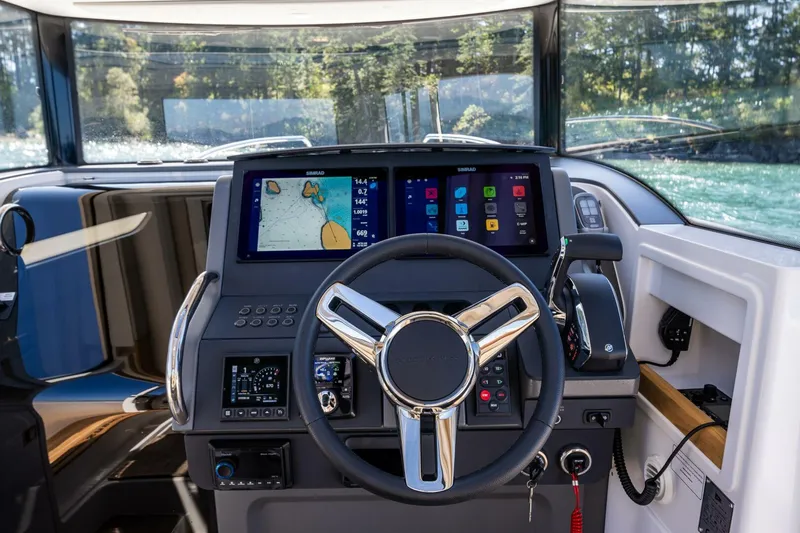 Slide: The Image of Nimbus C9 2024 - 4624676