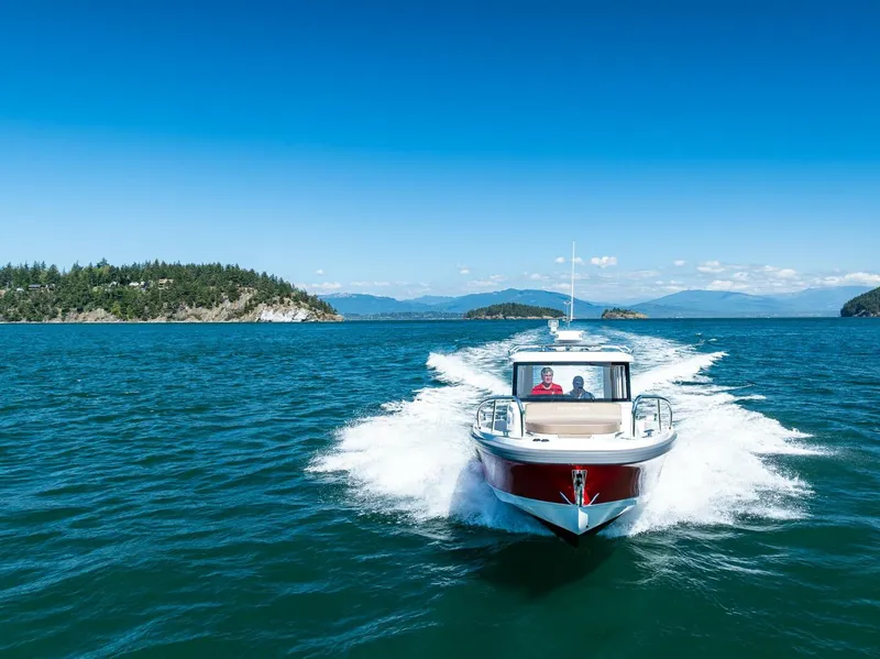 Slide: The Image of Nimbus C9 2024 - 4624686