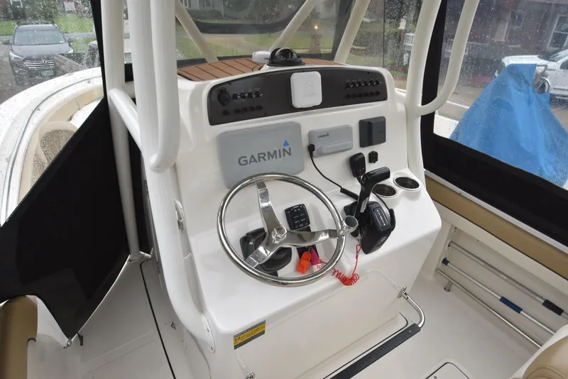 Slide: The Image of Pioneer 222 Sportfish 2021 - 4537992