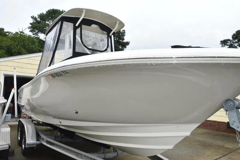 Slide: The Image of Pioneer 222 Sportfish 2021 - 4538015