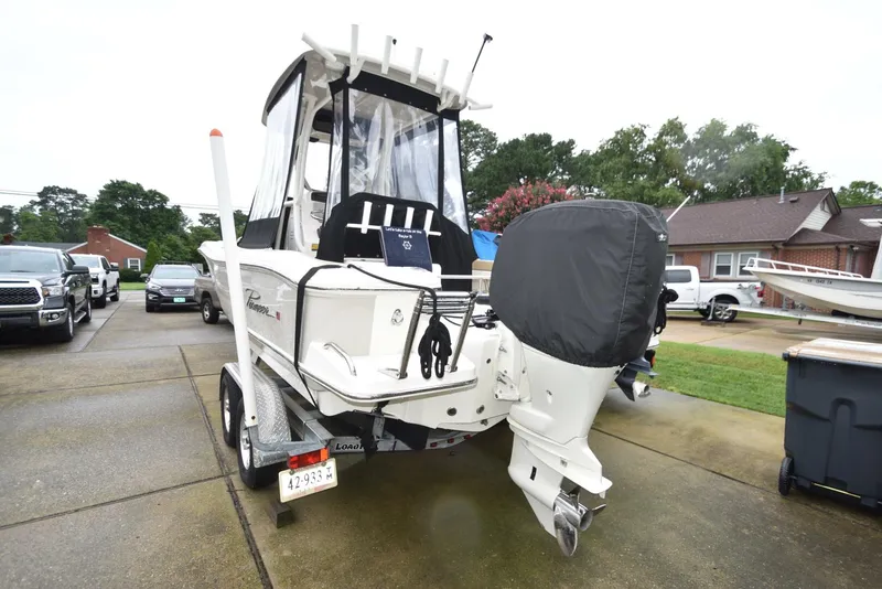 Slide: The Image of Pioneer 222 Sportfish 2021 - 4537980