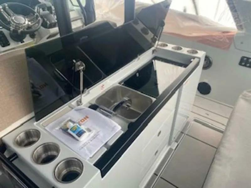 Slide: The Image of Saxdor 320 GTO 2023 - 4539485