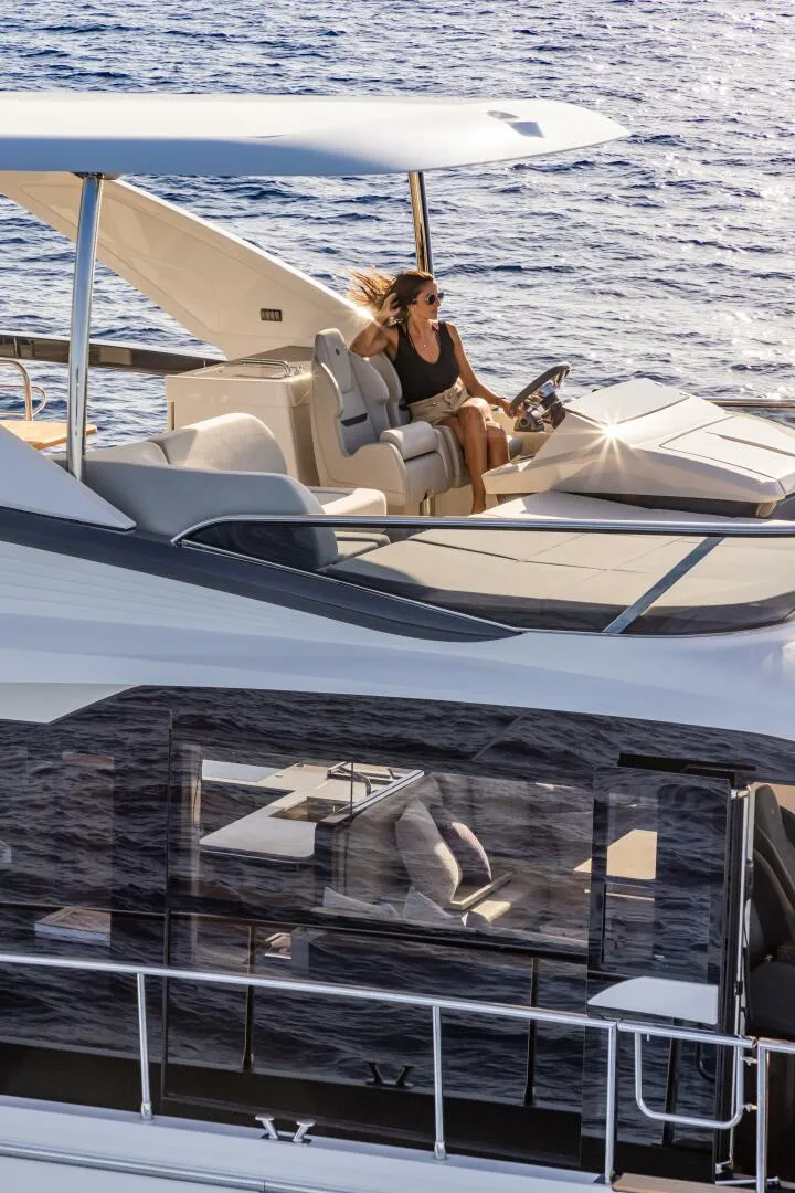 Slide: The Image of 2026 56 Absolute Flybridge - Sistership Flybridge - 4543152