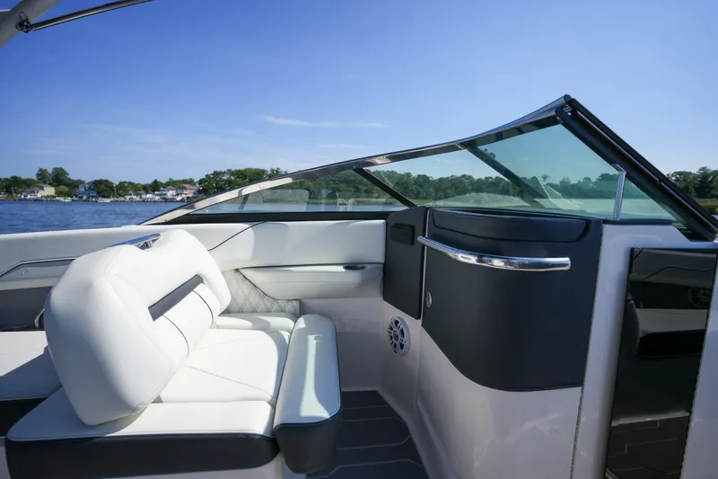 Slide: The Image of Regal LX6 2023 - 4631487