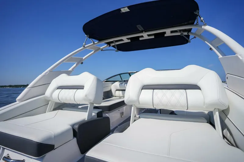 Slide: The Image of Regal LX6 2023 - 4631493