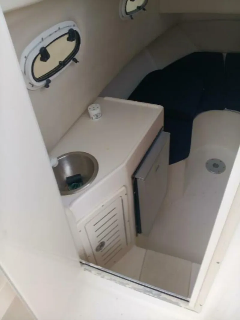 Slide: The Image of Mako 252 2003 - 4544084