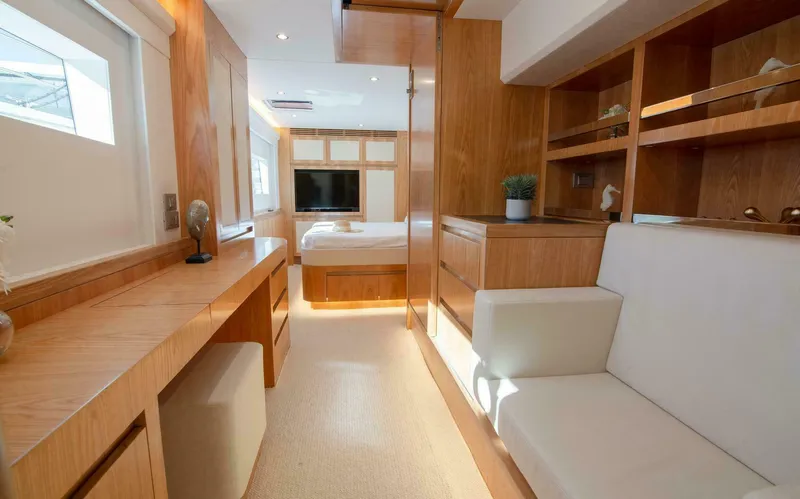 Slide: The Image of ILIAD 53E 2026 - 4547642