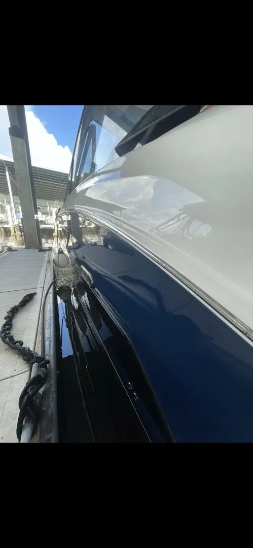 Slide: The Image of Sea Ray 37 2022 - 4544563