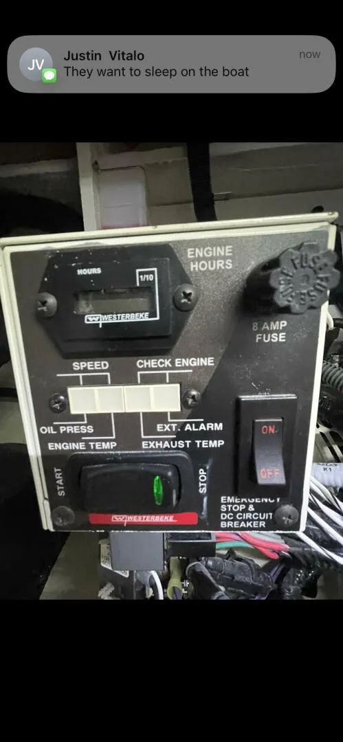 Slide: The Image of Sea Ray 37 2022 - 4544626